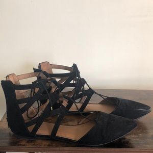 Lace pointed toe flats
